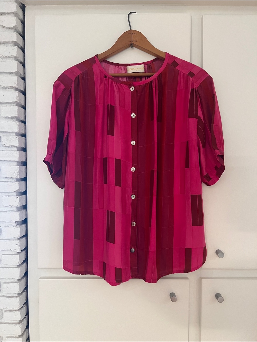 Natalie Martin. 100% Silk. Violet Top. Size Small.